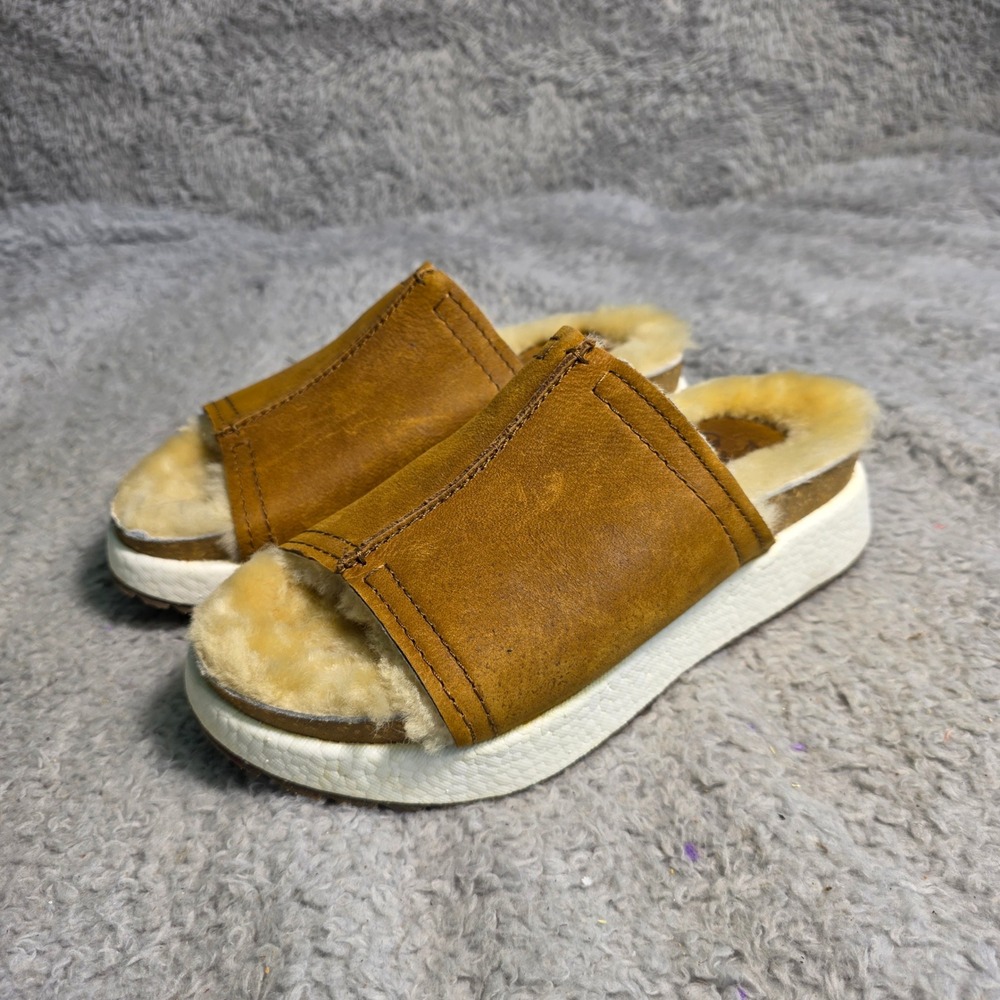 OTBT Platform Sandals Brown Leather REAL Fur Shearling Lined Women Size 7 NEW